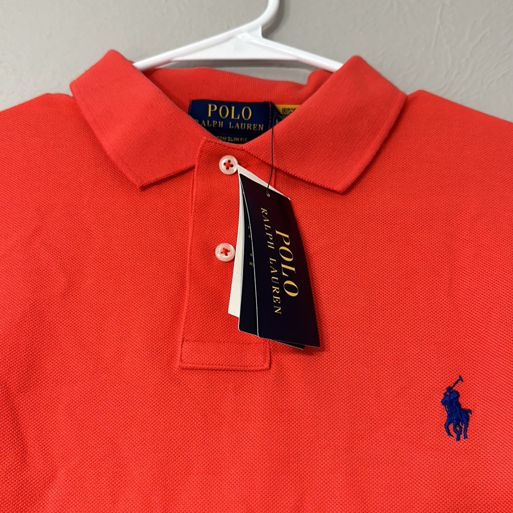 Polo - Picture 2 of 5